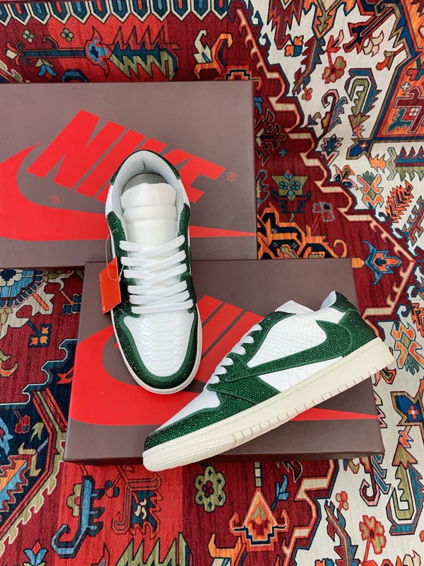 ナイキ靴正面デザイン